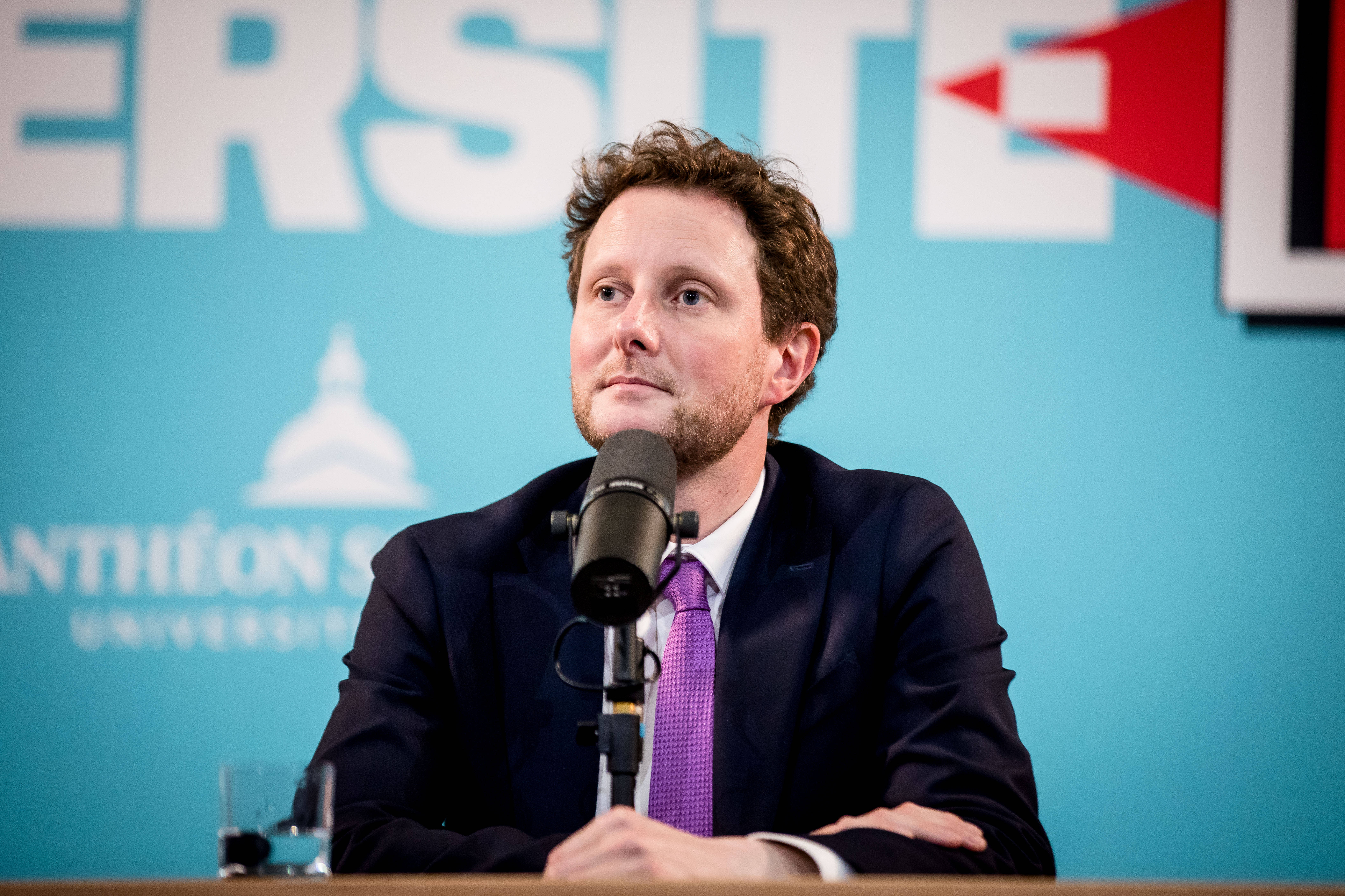 Clément Beaune : « Je rêve d’une troisième voie entre un autoritarisme vertical et un libéralisme débridé »