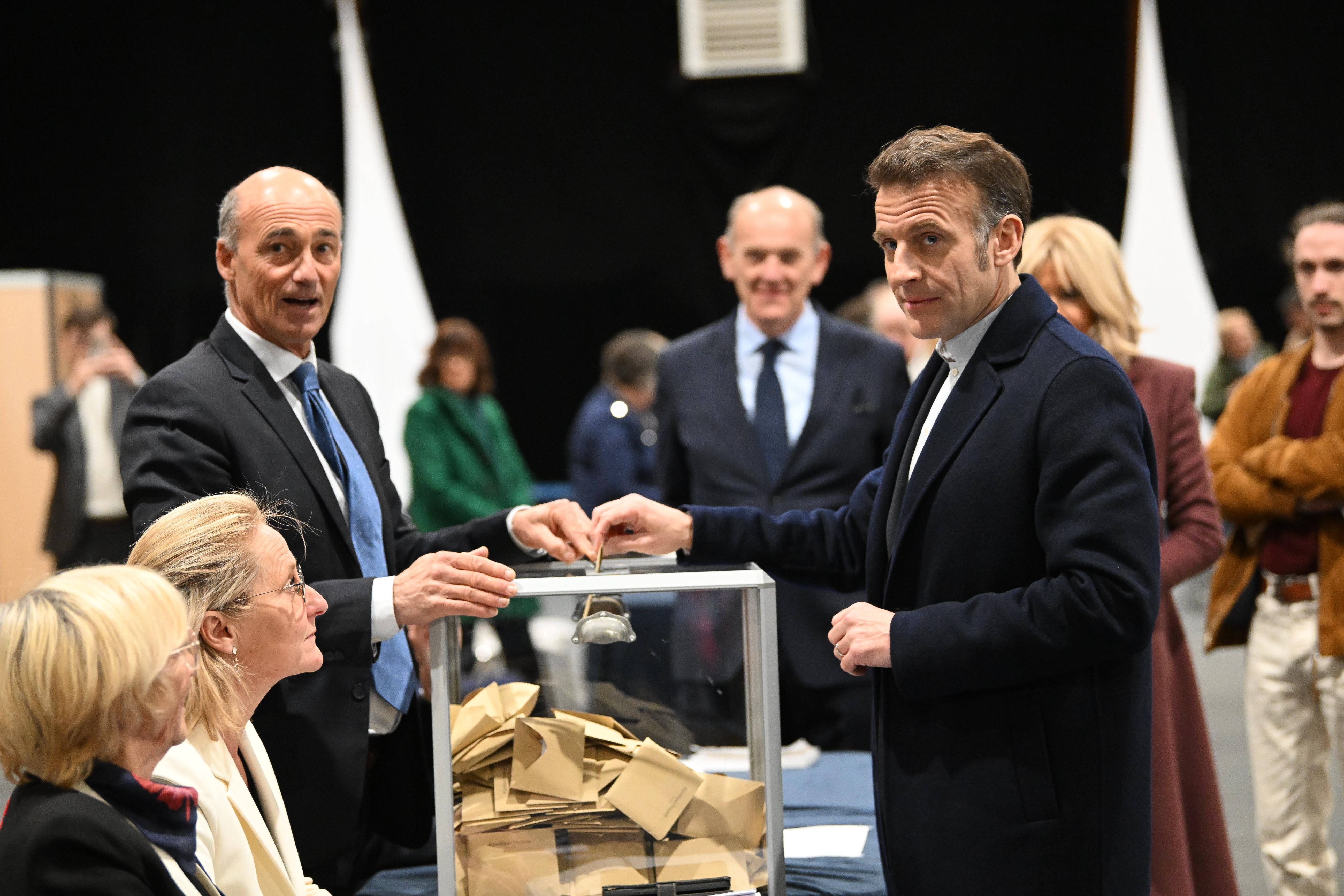 Du raz-de-marée de 2017 au crash des municipales 2026, l'échec du macronisme à s'implanter localement