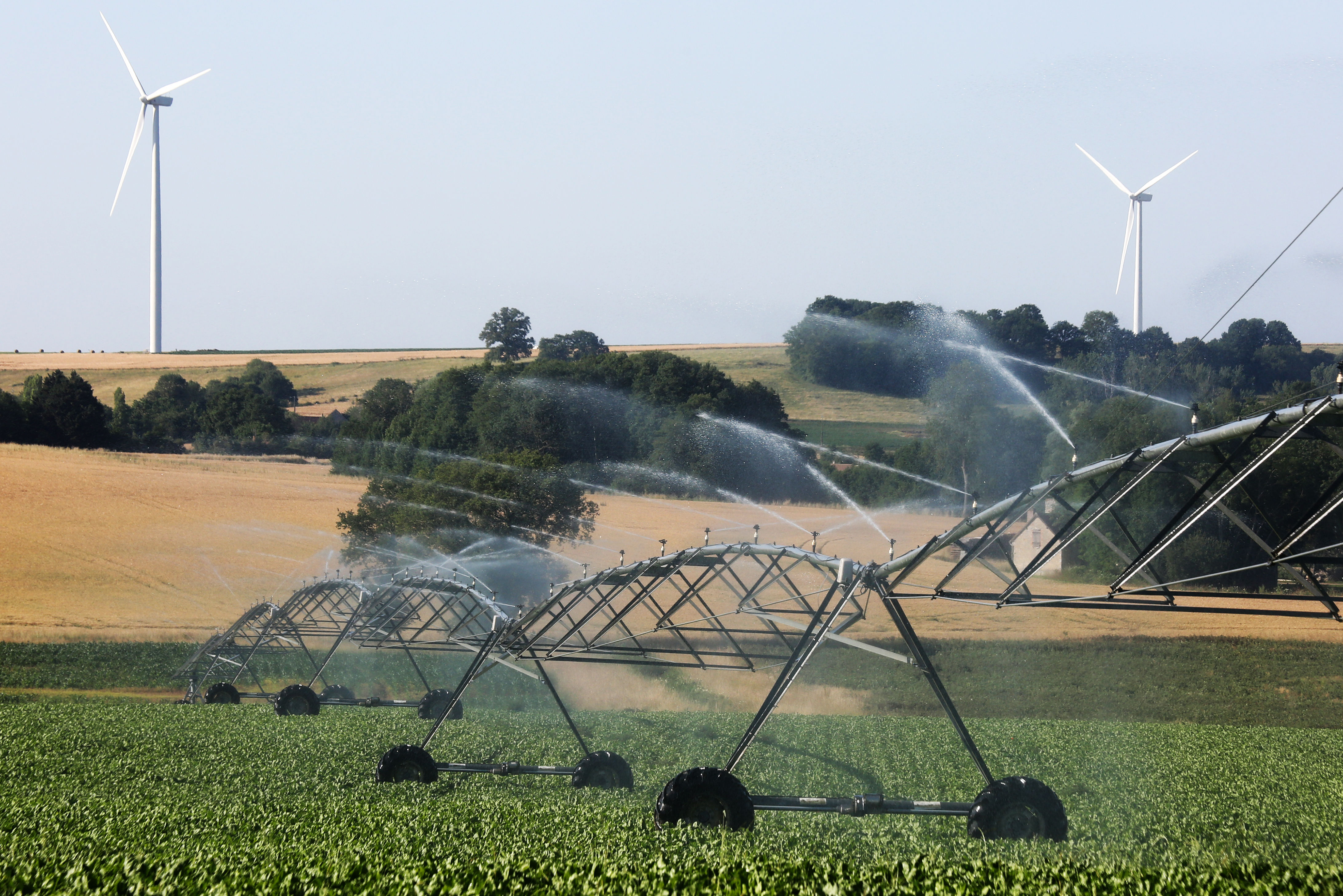 « Une guerre de l'eau qui démarre » : le projet de loi d’urgence agricole divise les élus locaux