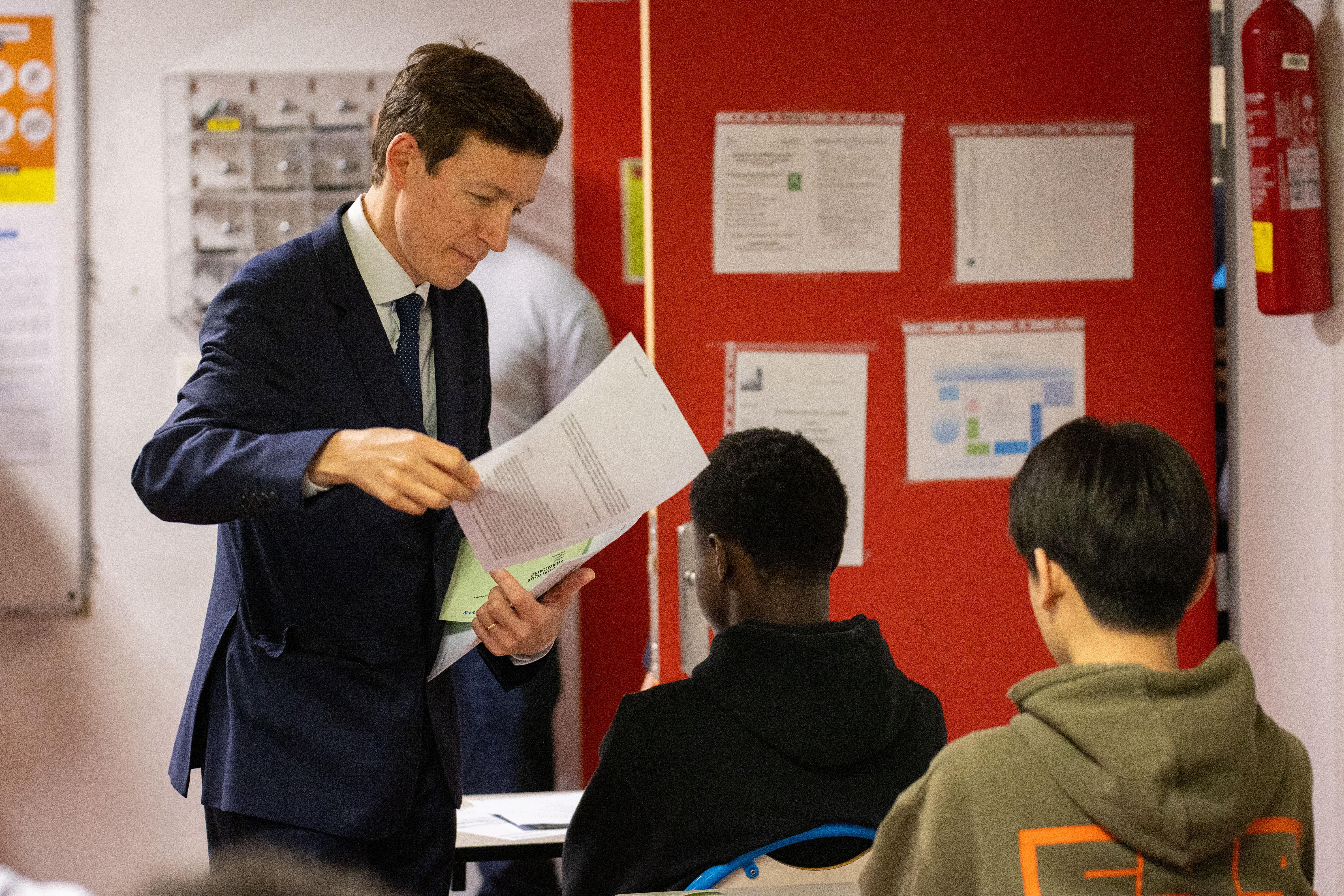 « Nous aurons assez de professeurs » : les limites de l’autosatisfecit du gouvernement