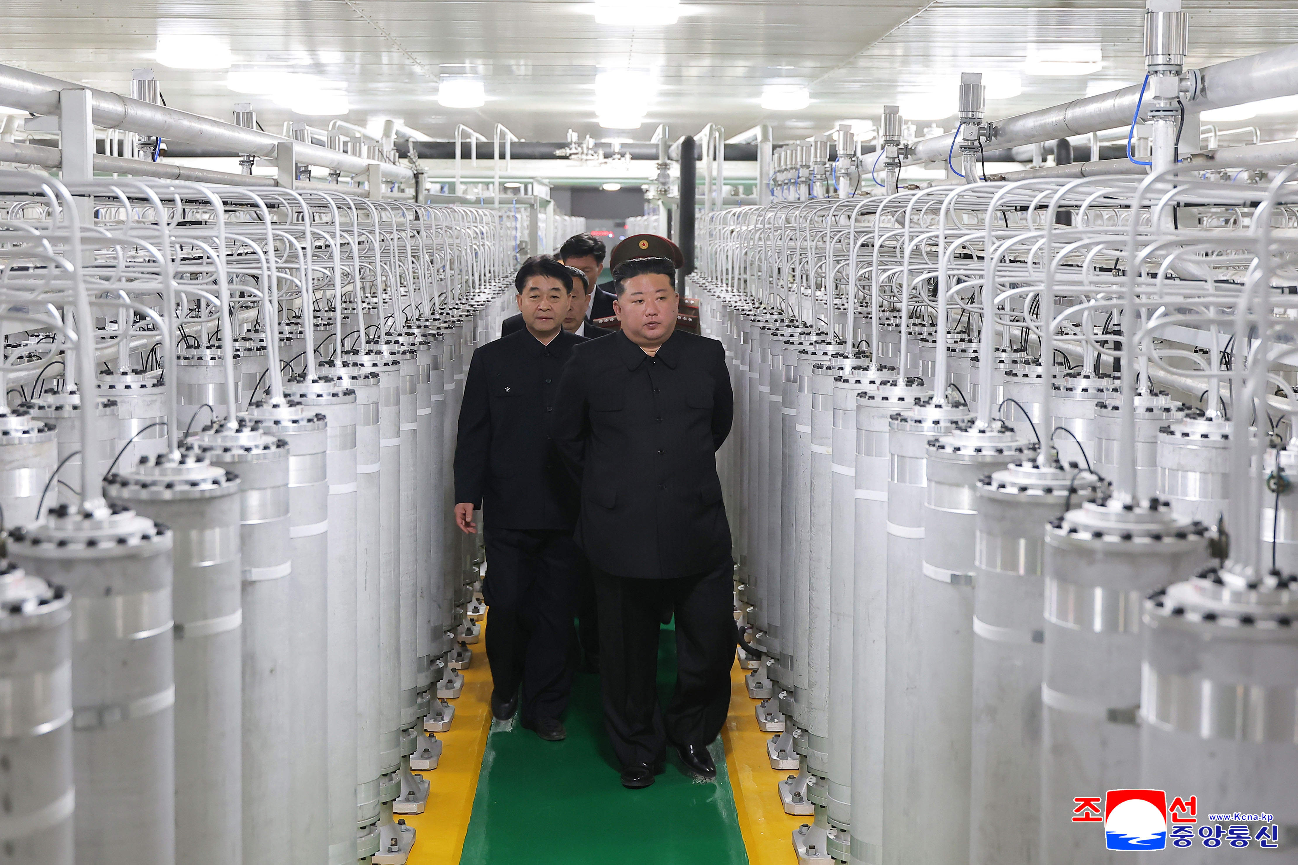 Kim Jong-un confirme ses ambitions nucléaires face à Donald 