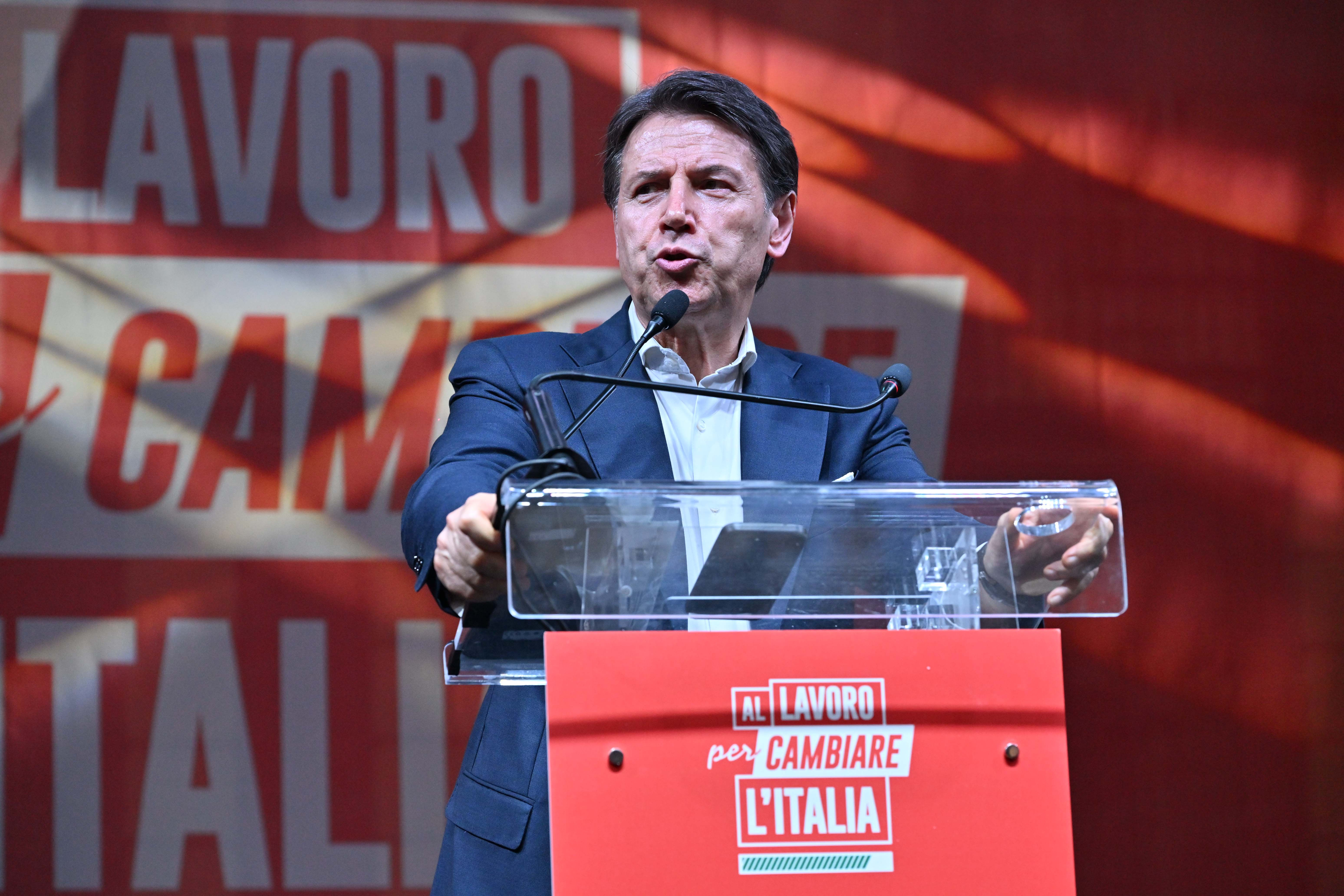 La gauche italienne se déchire sur la Russie et le réarmement