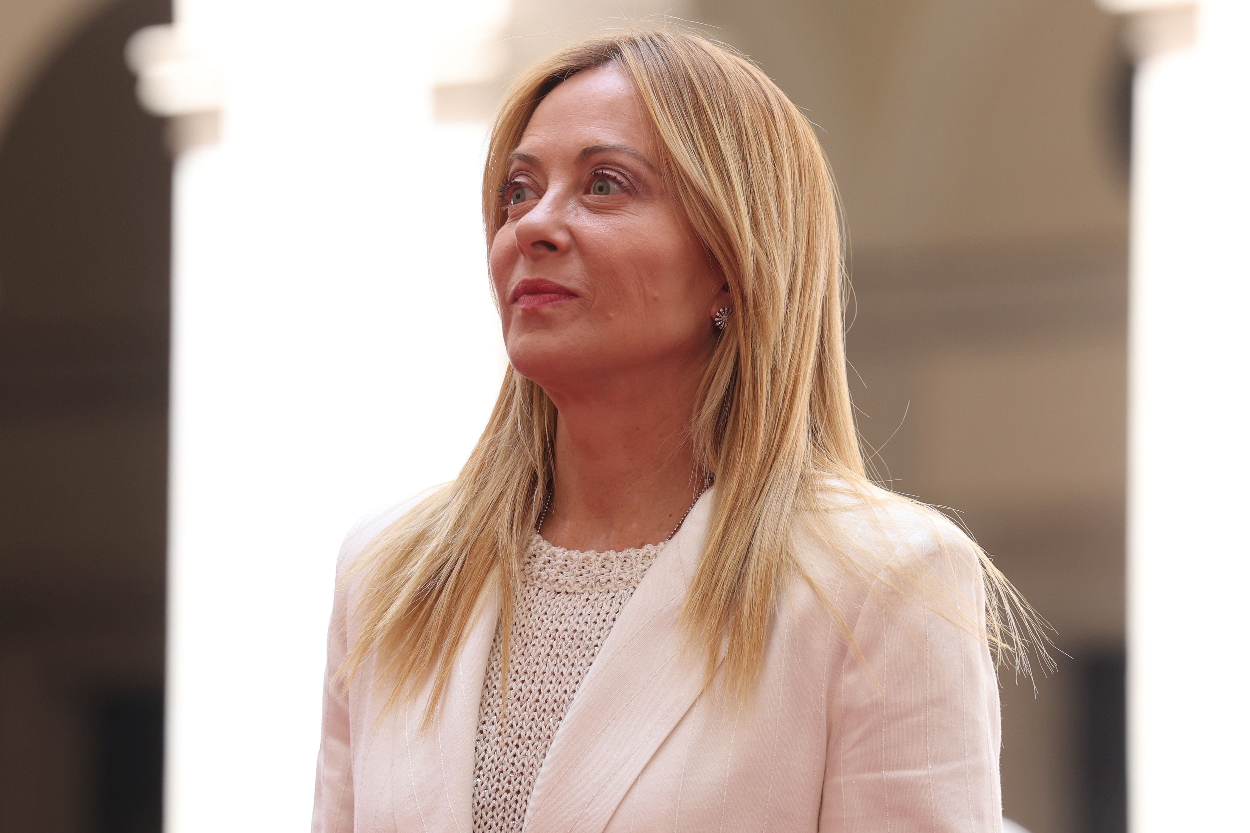 Comment la crise migratoire à Ceuta renforce Giorgia Meloni