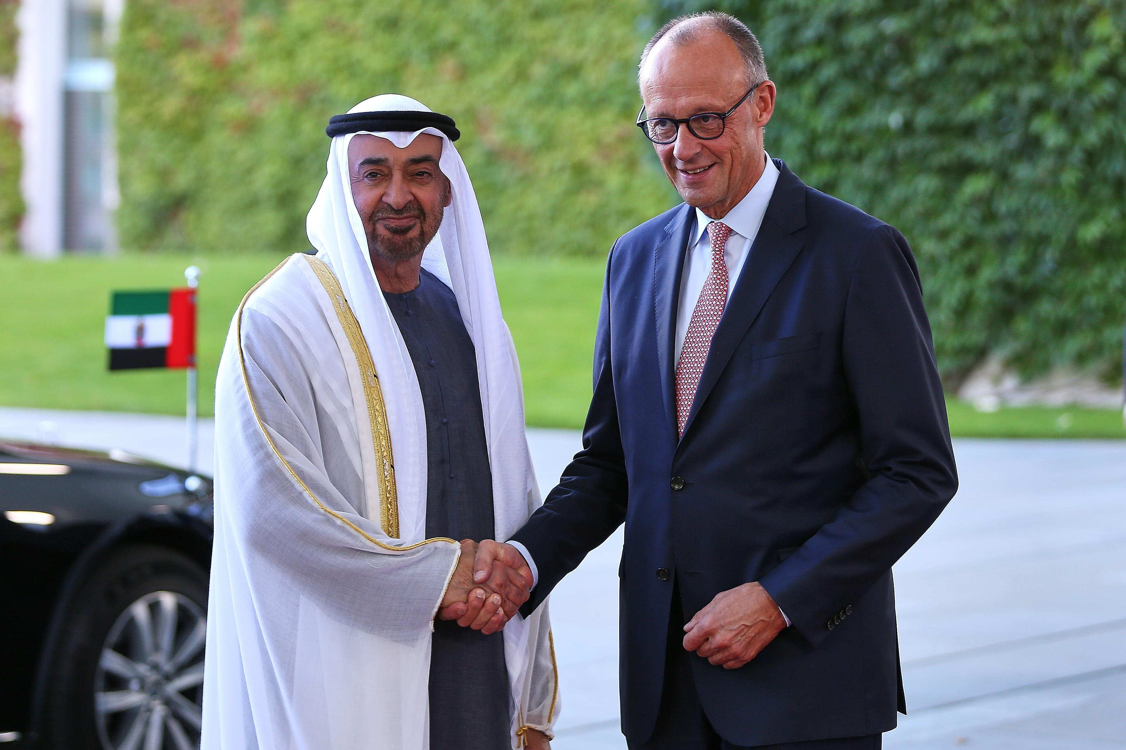 Pourquoi les Emirats arabes unis injectent 40 milliards d'euros en Allemagne