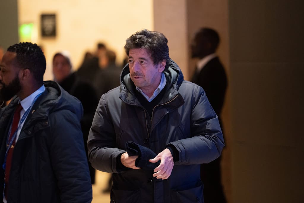 Patrick Bruel : le parquet requiert sa mise en examen pour v