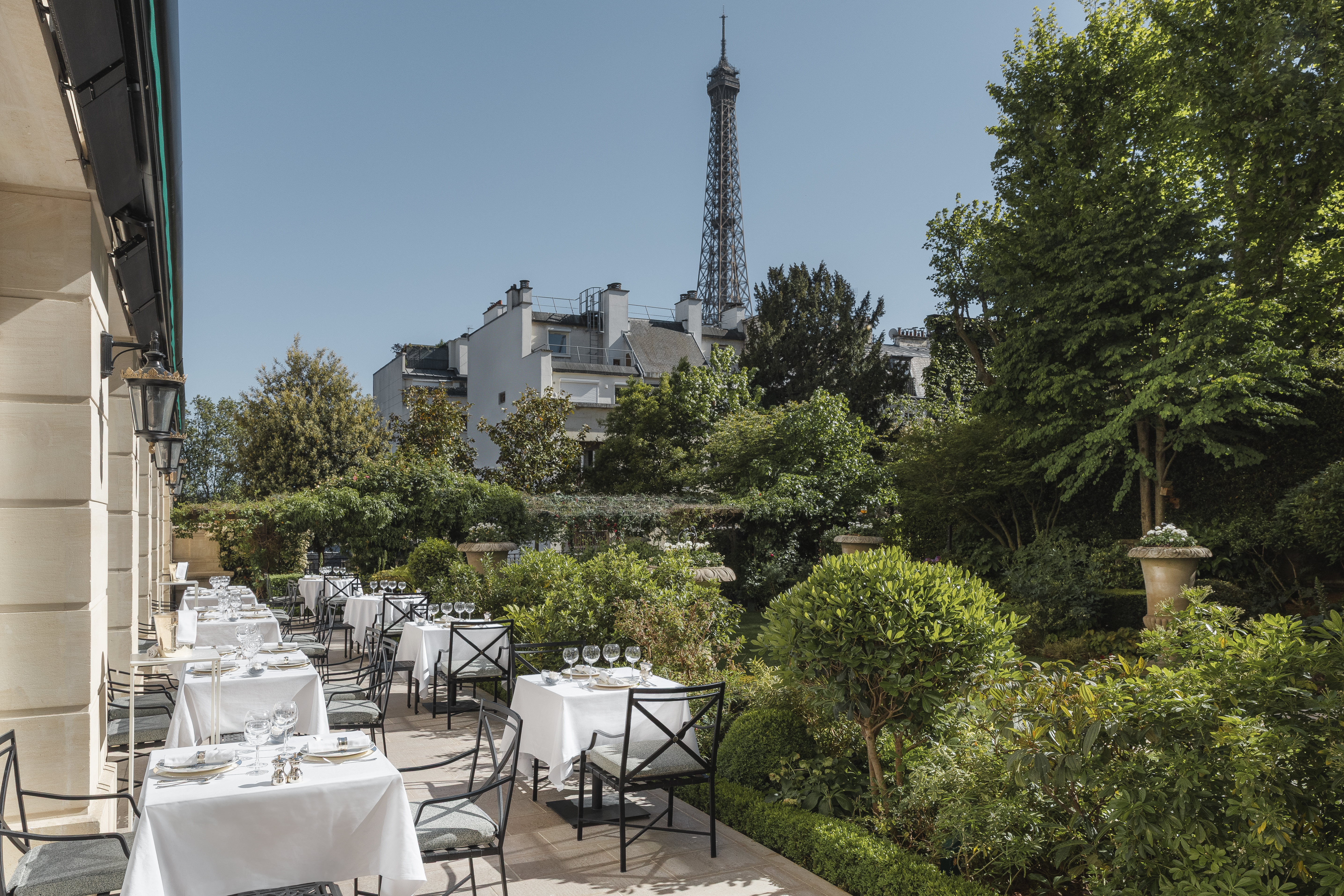Maison Roland, Bittikesu, Double Impact : 5 nouvelles tables qui font vibrer Paris