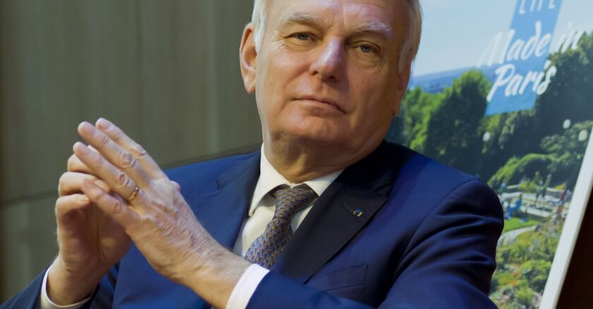 jean-marc-ayrault-sipa.jpg