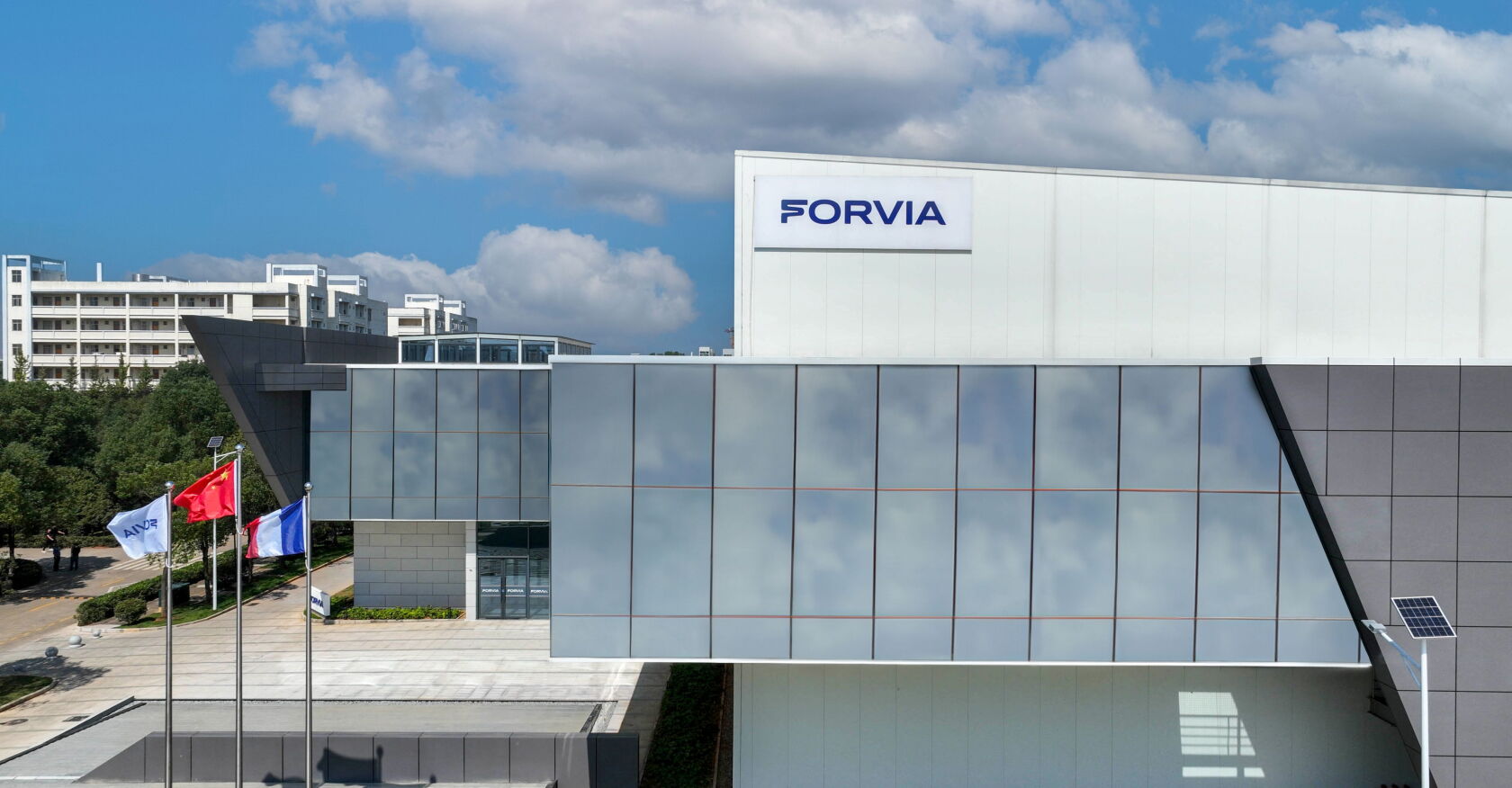 Forvia Image Forvia veut enfin croire à sa feuille de route pour 2024 - L'Agefi