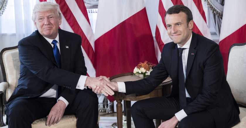 Poignées de mains décisives: Macron-Trump, le bras de fer - l'Opinion