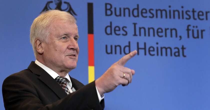 horst-seehofer-sipa.jpg