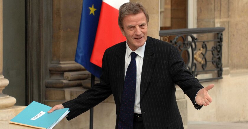 kouchner-pays-sipa.jpg