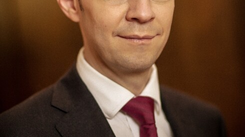 gloser.jpg