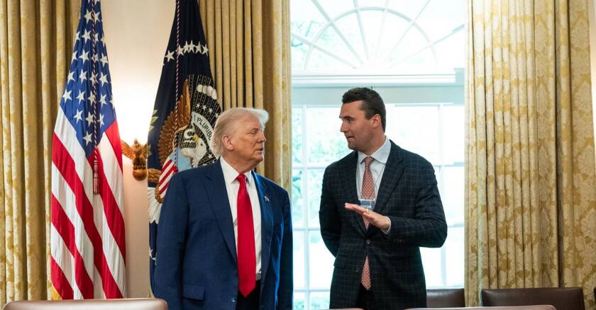 Etats-Unis : aprÚs la mort de Charlie Kirk, la liberté d'expression menacée - l'Opinion