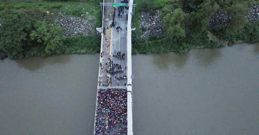 honduras-migrants-sipa.jpg