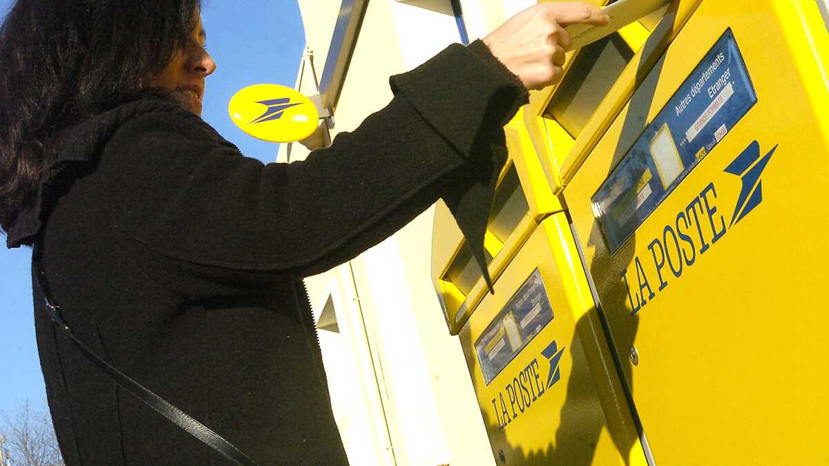 le vote par correspondance ne passe pas comme une lettre a la poste l opinion