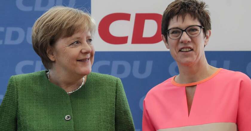 angela-merkel-et-annegret-kramp-karrenbauer-sipa.jpg