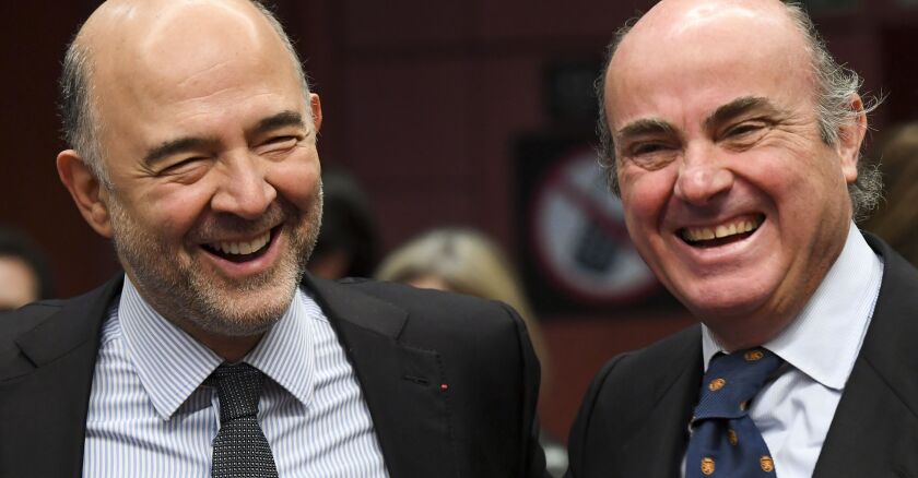 luis-de-guindos-pierre-moscovici-sipa.jpg