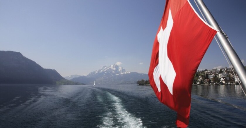 suissedrapeau.jpg