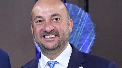 schneider.jpg