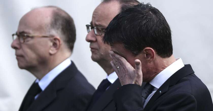 bernard-cazeneuve-francois-hollande-manuel-valls-sipa.jpg