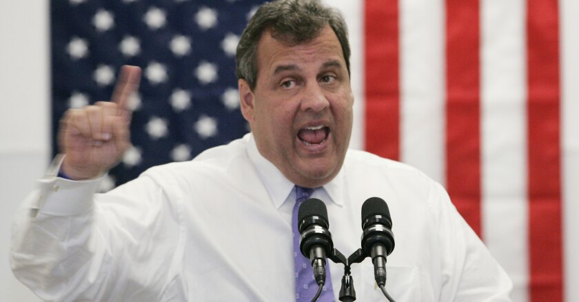 chris-christie-pays-reuters.jpg