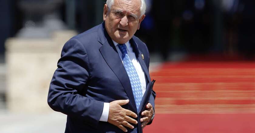 jean-pierre-raffarin-sipa.jpg