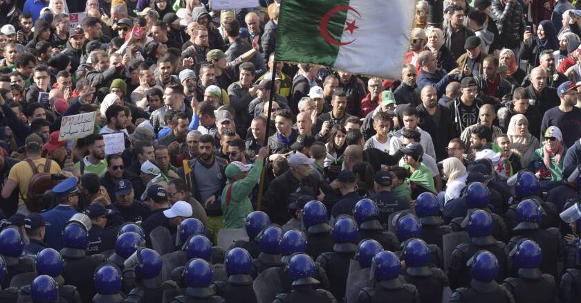 algerie-manif-sipa.jpg