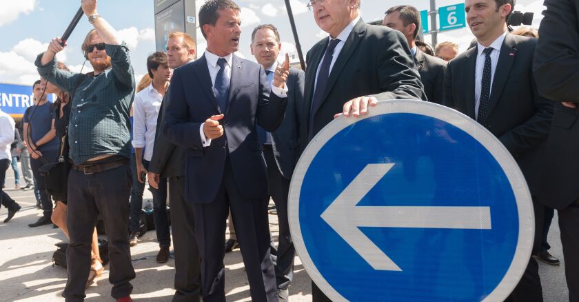 Paris: Valls visits the Bercy coach station idbus