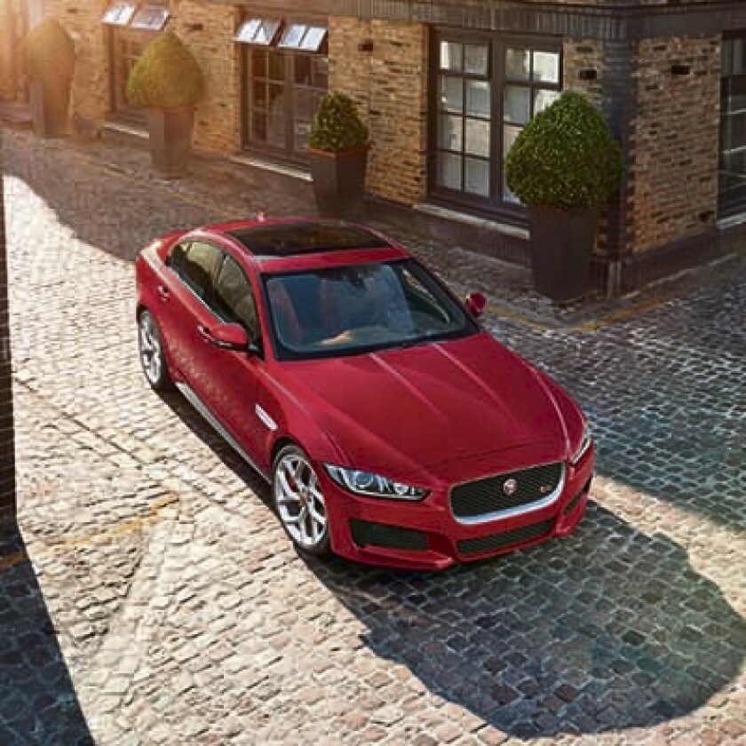 jaguar-xe-london-dr.jpg