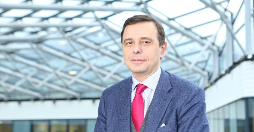 philippe-mills.jpg