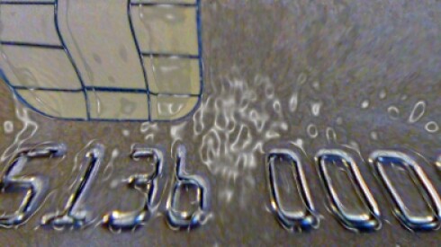 Détail d'une carte bancaire. Photo: PHB/Agefi