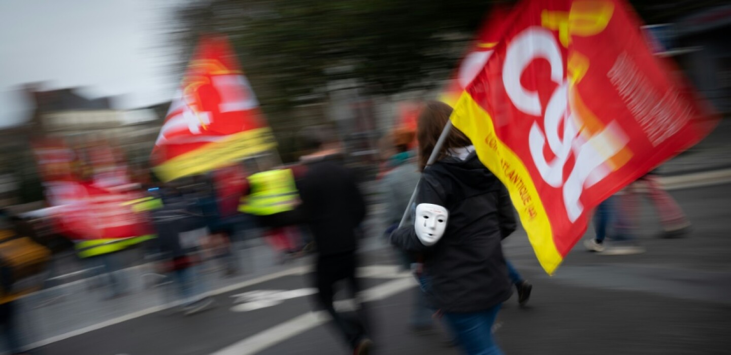 Fonction publique: journée de grève jeudi, en pleine crise politique