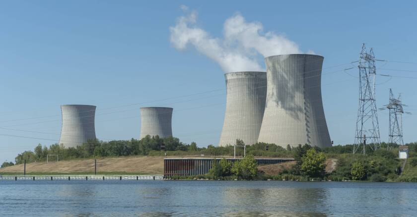 Centrale nucleaire de Dampierre en Burly