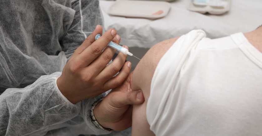 vaccination-sipa.jpg