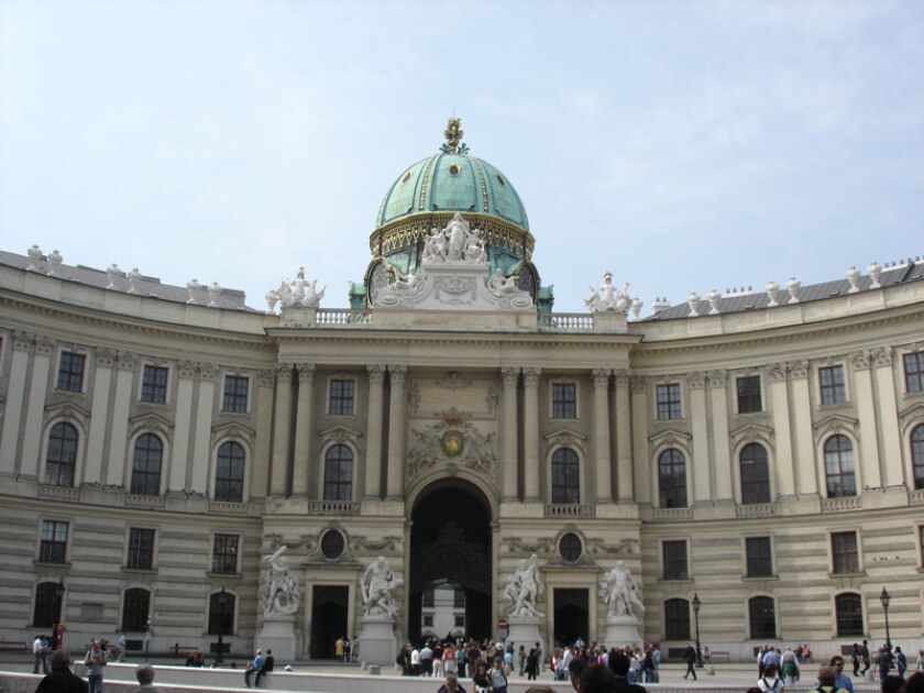 wienhofburg2.jpg