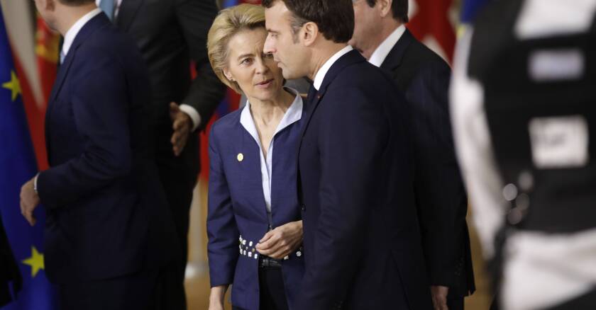 ursula-von-der-leyen-et-emmanuel-macron-sipa.jpg