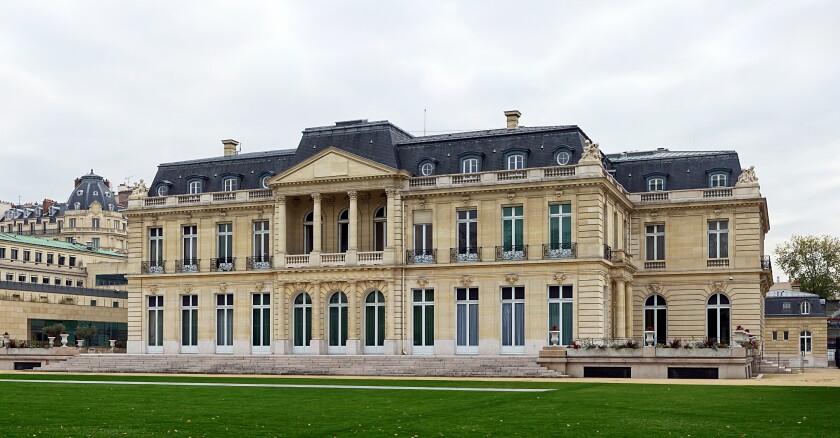 paris-chateau-muette-wikipedia.jpg