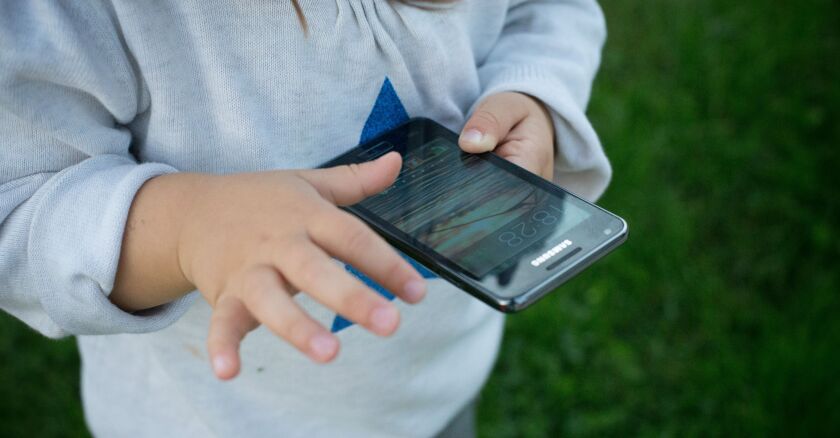 enfant-smartphone-sipa.jpg