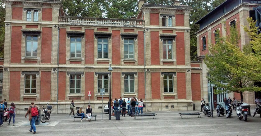 2toulouse-school-of-economics-dr.jpg