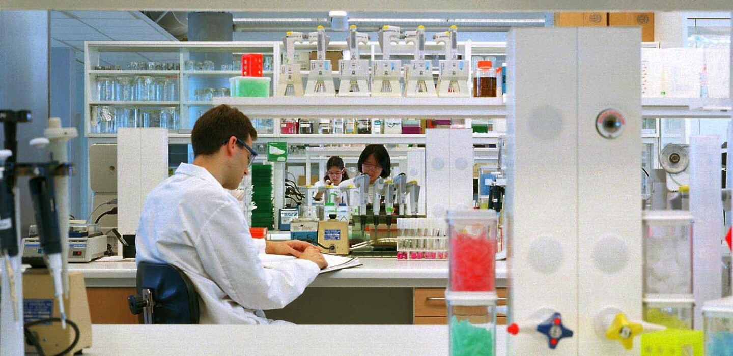 Le vertige d’une fusion entre géants de la pharmacie peine à séduire les marchés
