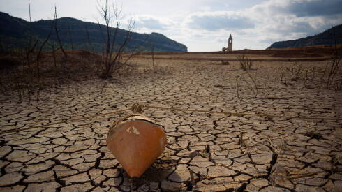  Dans un scénario où la Terre se réchauffe de 1,6 °C d'ici 2100, 8 % des terres actuellement cultivables seront inadaptées à la culture d'ici à la fin du siècle