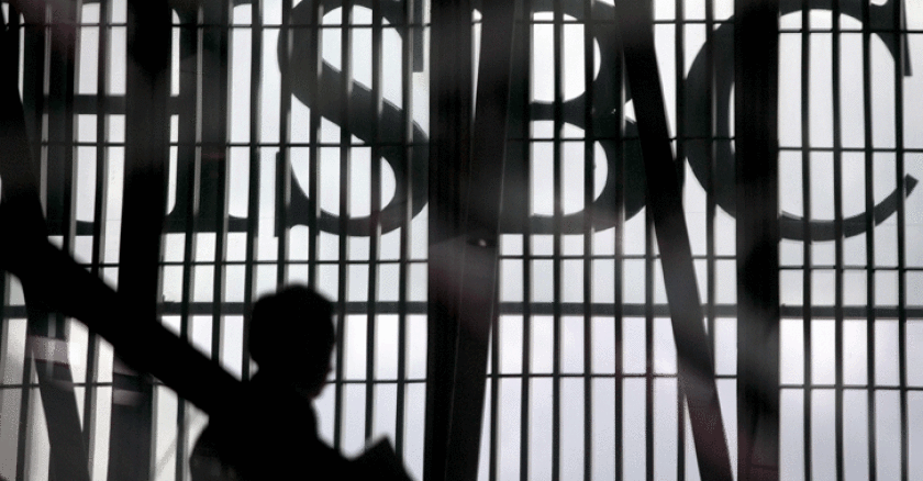 4rh7lxwk-hsbc-hong-kong-726x433.gif