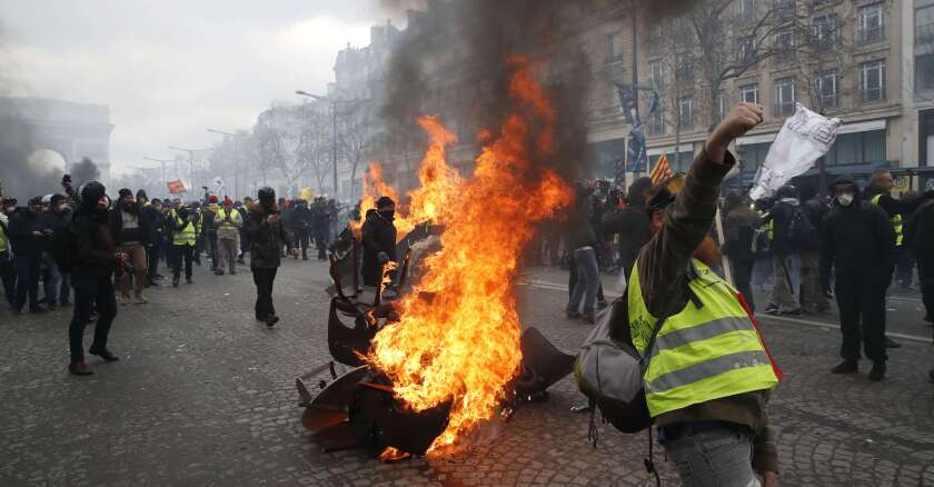 acte-18-gilets-jaunes-maintien-ordre.jpg