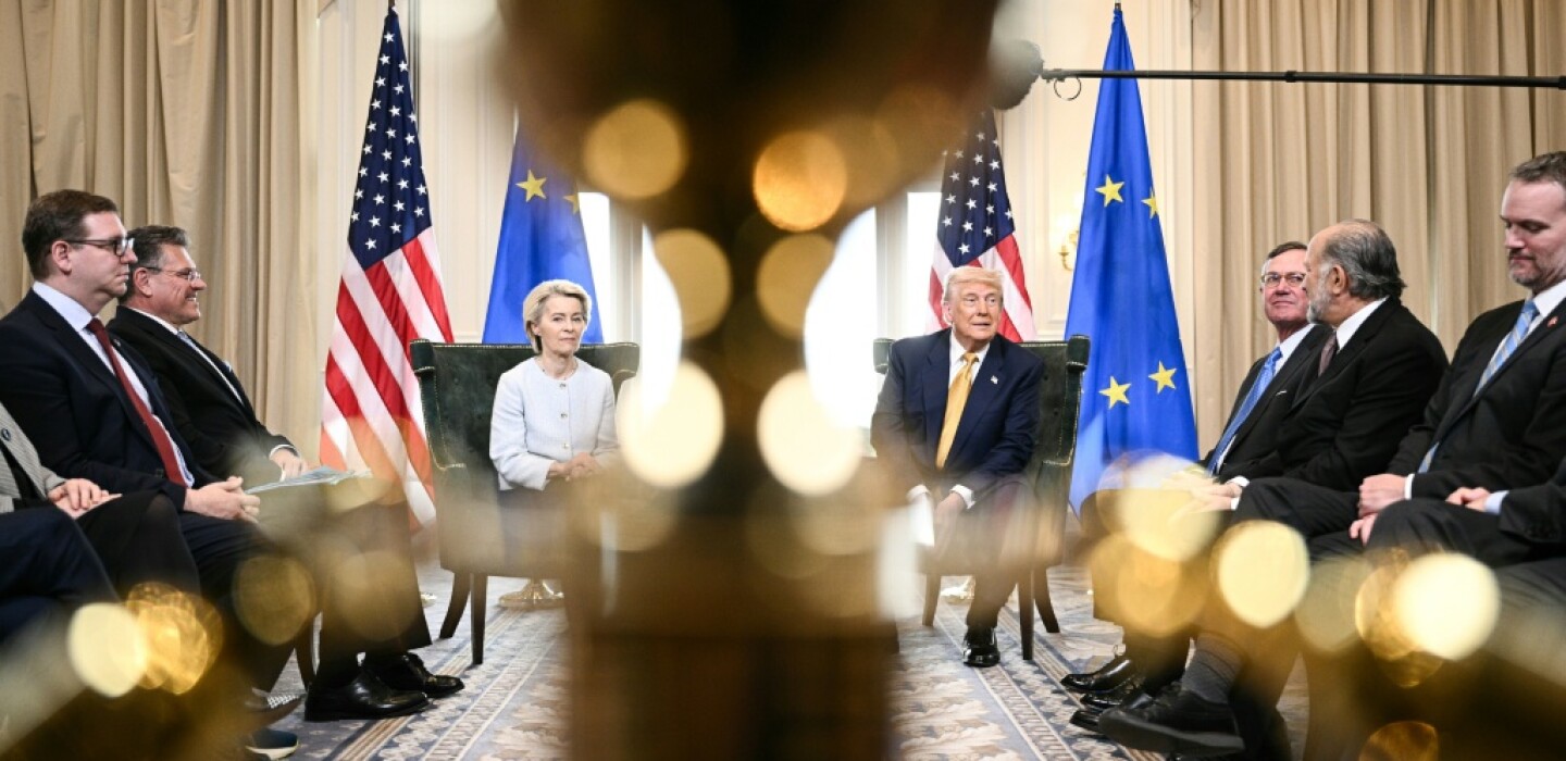 Press&eacute;e par Donald Trump, l'Union europ&eacute;enne parvient &agrave; un accord sur les droits de douane