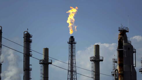 petrole-sipa.jpg