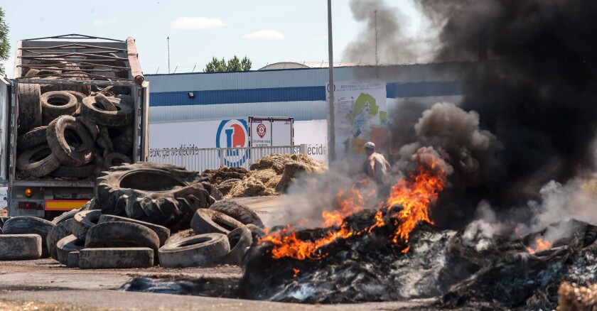 manif-producteur-de-lait-pays-sipa.jpg