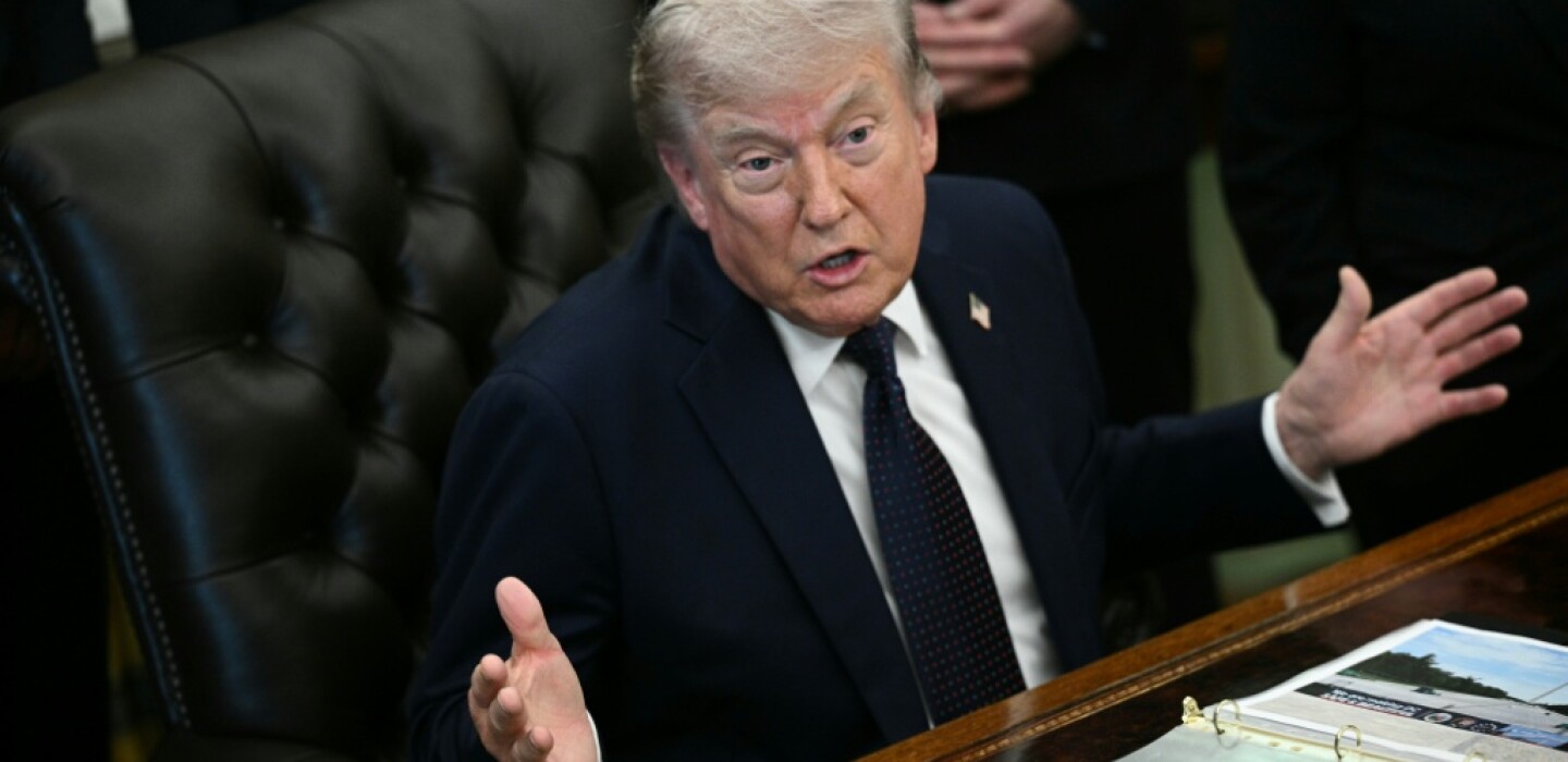Donald Trump dit envisager une r&eacute;duction des forces arm&eacute;es am&eacute;ricaines en Allemagne