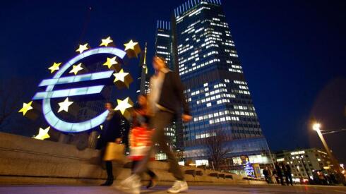 bce-bloomberg.jpg
