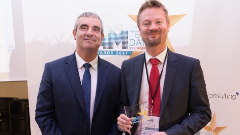 AWARDS - 06