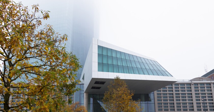 e3zlc5o0-bce-new-ecb-726-433.jpg